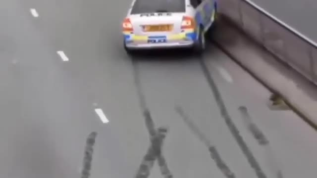 car tricks run from police