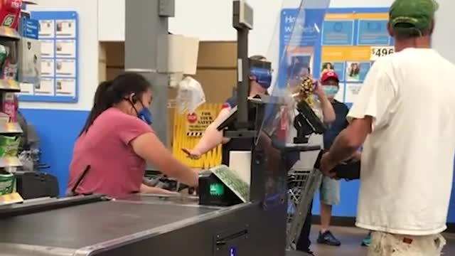 Maskless Man Causes Scene at Walmart