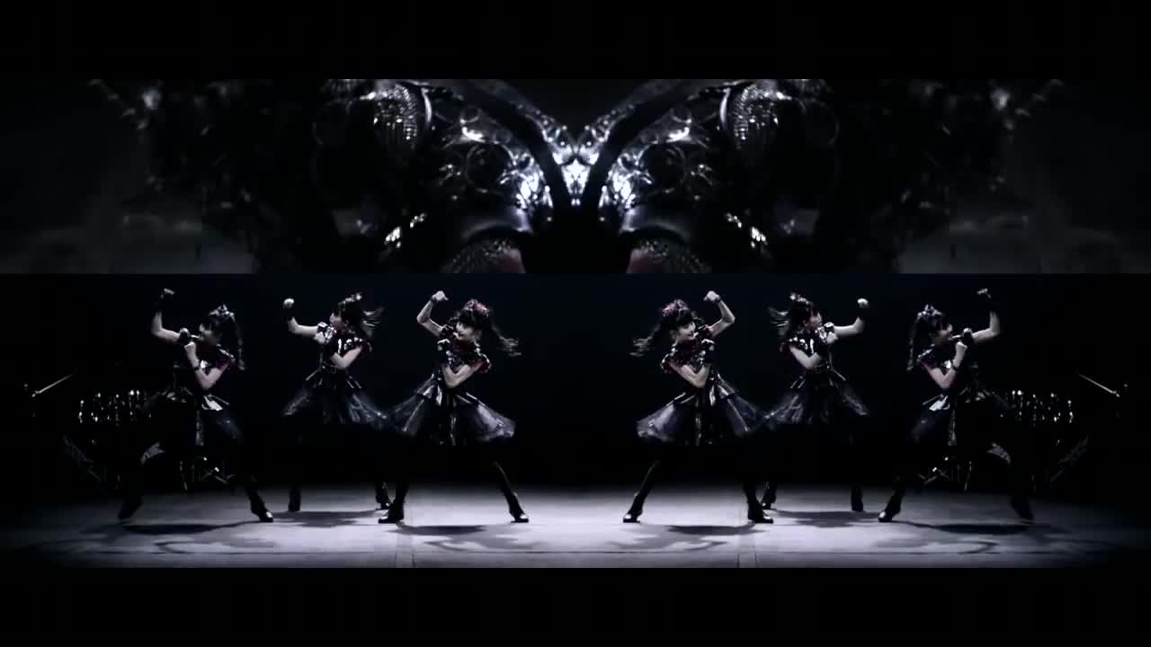 BABYMETAL - KARATE