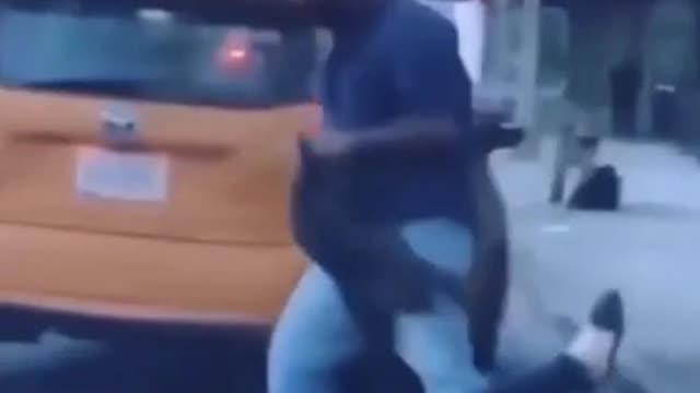 New York City Cab Driver Punches Woman Twice