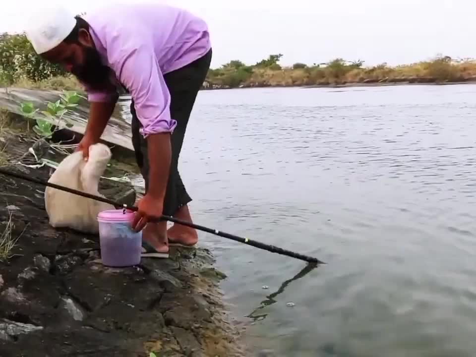 Hook Fishing in River Side #hook_fishing #fish