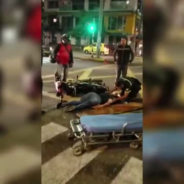 Ambulancias sin ninguna ley en las calles
