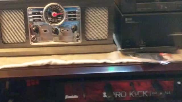 Got me a victrola for my birthday record player