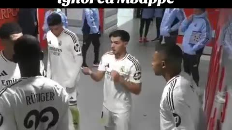 Whether you like Mbappé or not, the video really hurts, he looks so lost.