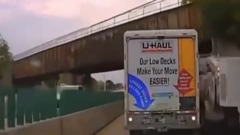Glendale police chase of U-Haul truck