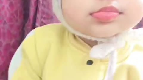Cute baby singing Johny Johny Yes Papa|🤩
