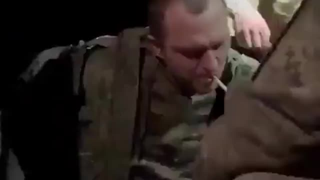 Russian officer captured by Ukrainian forces in Melitopol. #RussiaUkraineWar #Ukrania