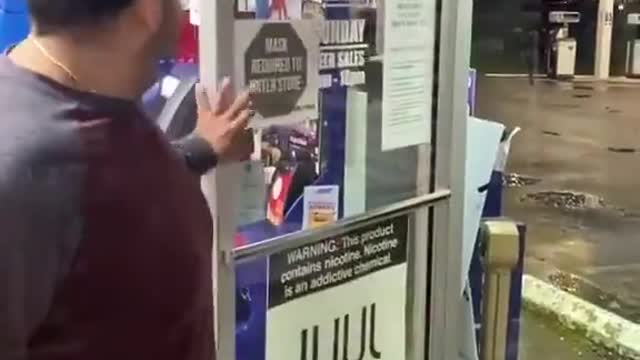 Guy makes fun of mask Nazi Historical value only