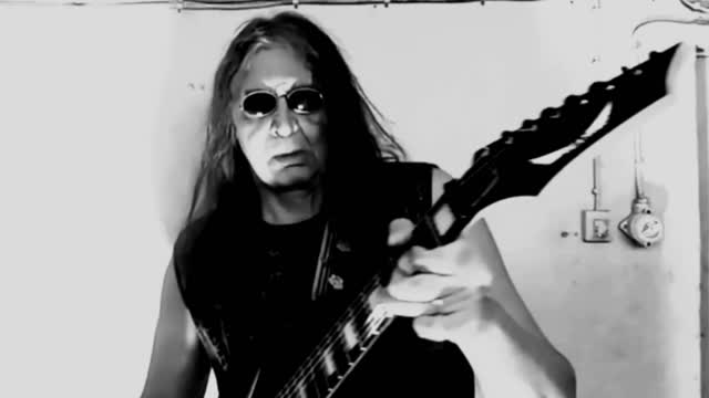 EMI Desert - Brick layer