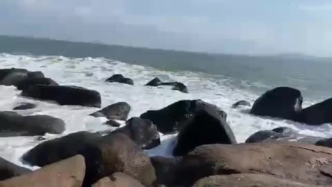 The sound of waves of Vietnam's sea