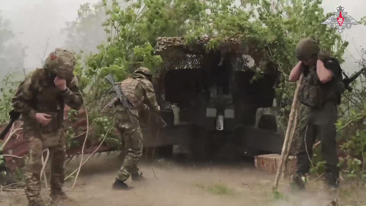 Avdeevskoye direction, an AFU stronghold was destroyed by a Msta-B howitzer.