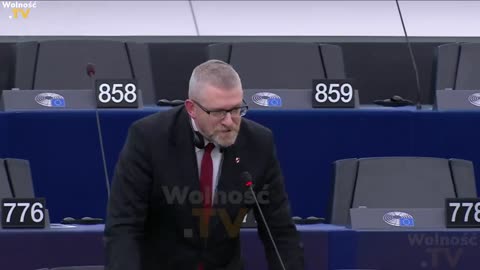 “You’re not helping Ukraine by prolonging this wаr, you’re not helping Ukrainian people”
