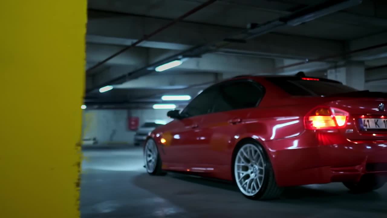 RED BMW M3