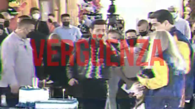 1mb3cil que cantó a Maduro agrede reportera - Pablo Montero