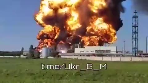 Rare footage of something burning in Ukraine after the Russian strike.