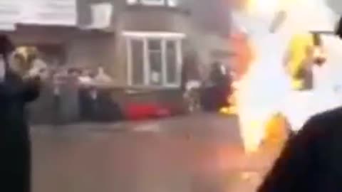 Jewish Students burned the Zionist Star in the yeshiva