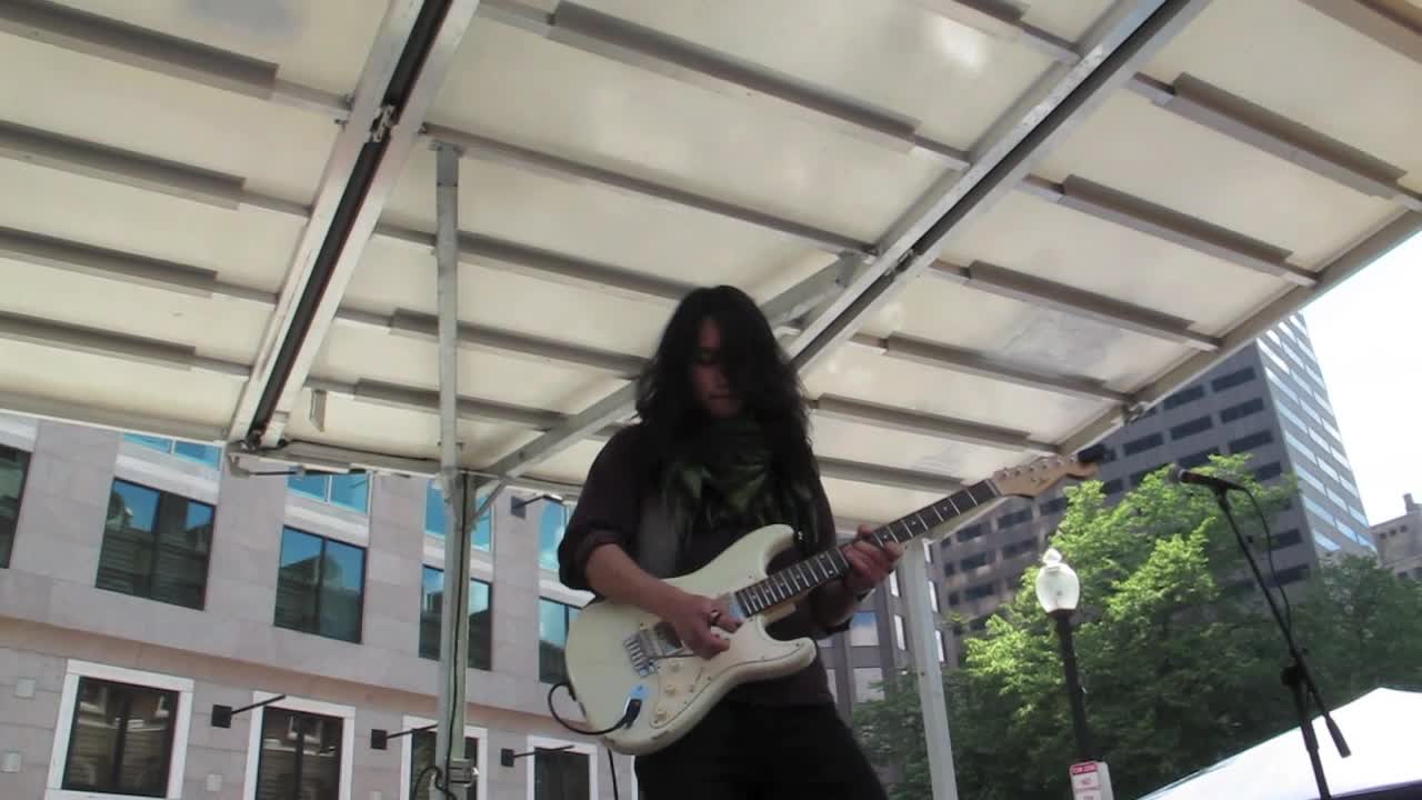 Beat It (Michael Jackson) - Guitar Instrumental Cover by Nat Saralamba
