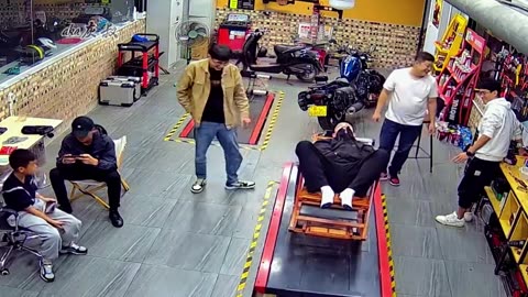 Extremely amusing video, laughter is highly recommended #viral #funny