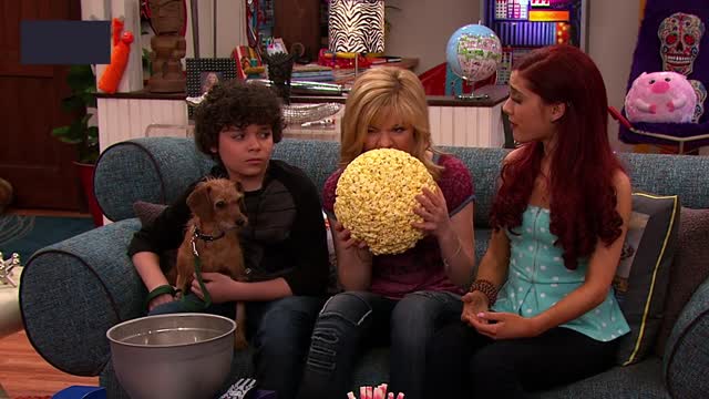 Every Time Sam Puckett Ate Something Weird!