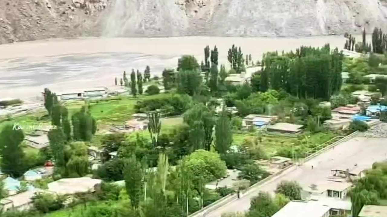 Hunza: The Hidden Paradise Hunza: A Valley of Beauty and Wonder