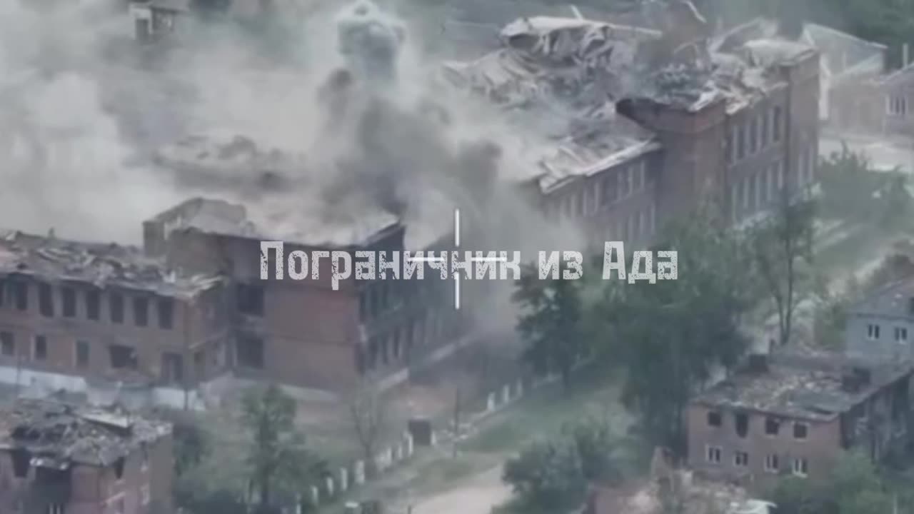 Russian Artillery Works Out Ukrainian Positions in Volchansk
