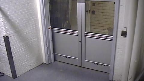 5501LHOBBALoadingDockEast_2021-01-06_22h00min01s707ms.mp4