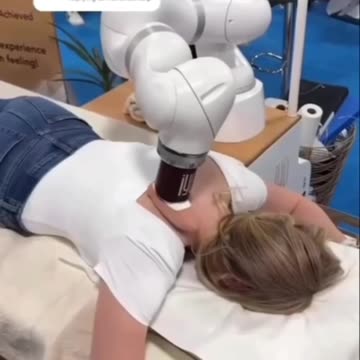 La empresa Aescape ha lanzado un robot masajista