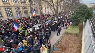 France 🇫🇷 Massive Yellow Vest Demonstrations