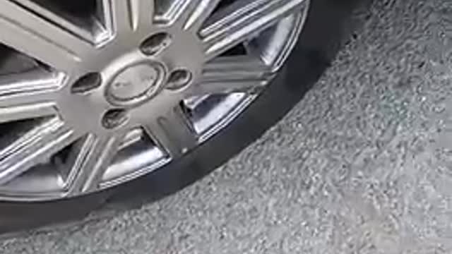 E-hailing drivers tyres slashed in Uber Bolt protest
