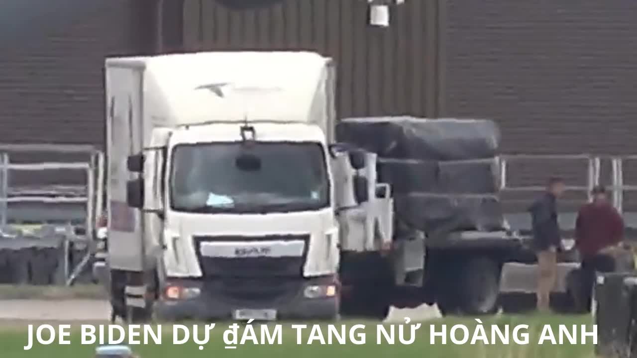 Joe Biden dự ₫ám tang Nử Hoàng Anh