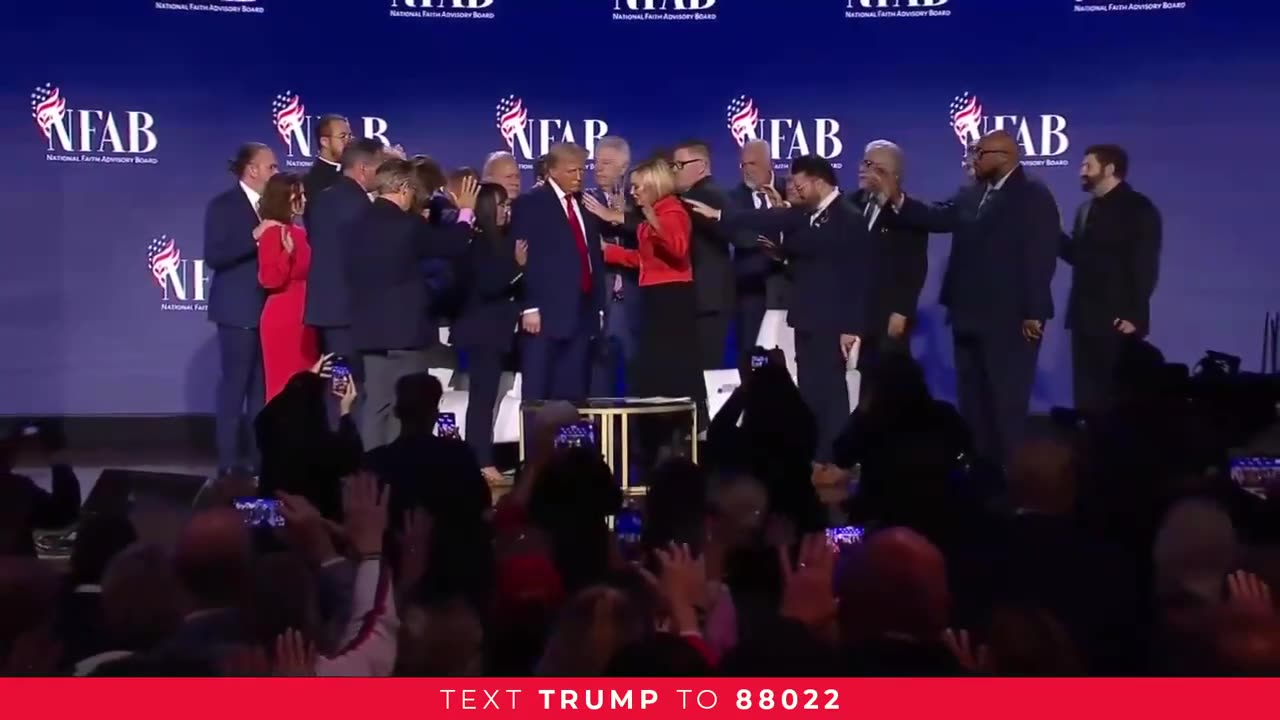 Pastors Pray Over President Trump at National Faith Summit in GA 🙏