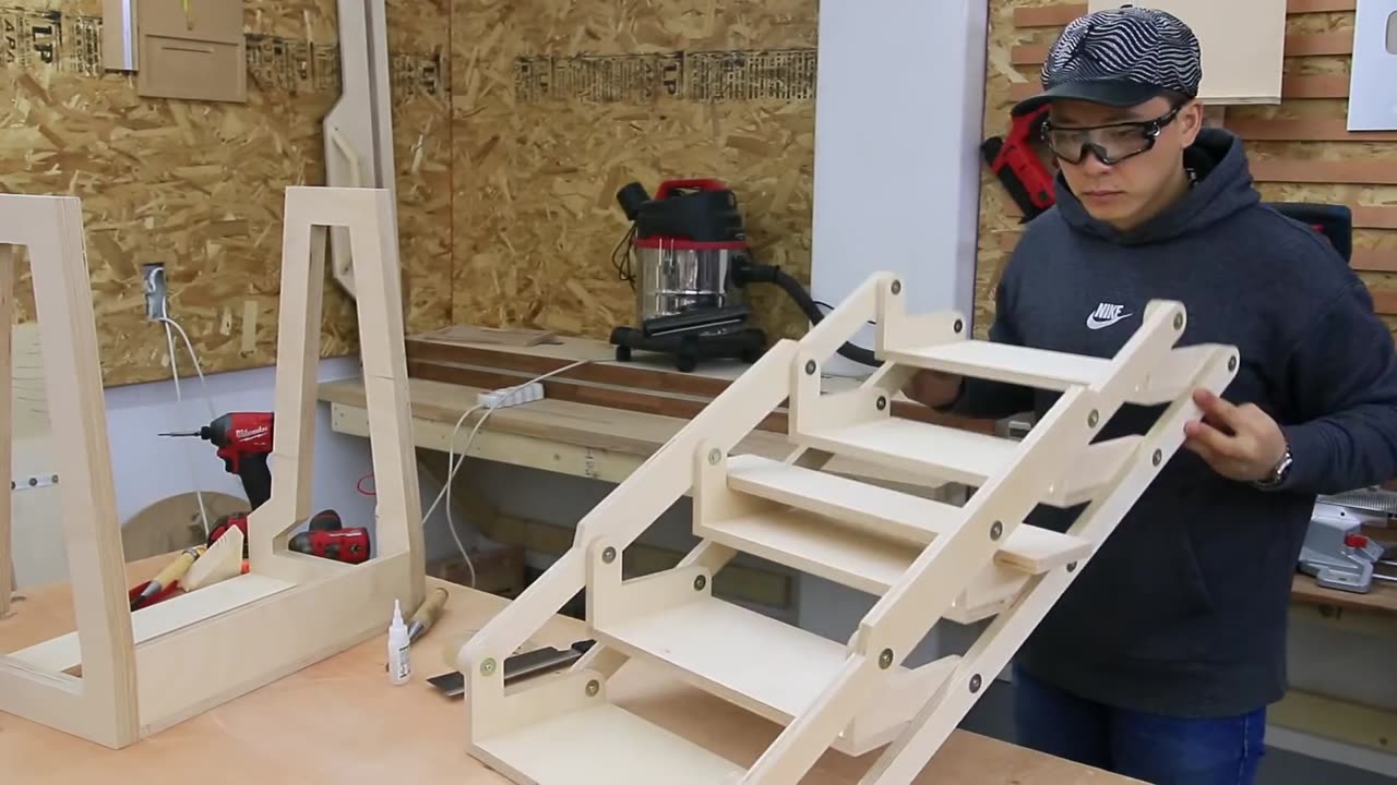 🛠️ 𝔸𝕦𝕥𝕠 𝕃𝕚𝕗𝕥 𝕋𝕒𝕓𝕝𝕖 𝕊𝕙𝕖𝕝𝕗 🌿 Auto lift table shelf woodworking