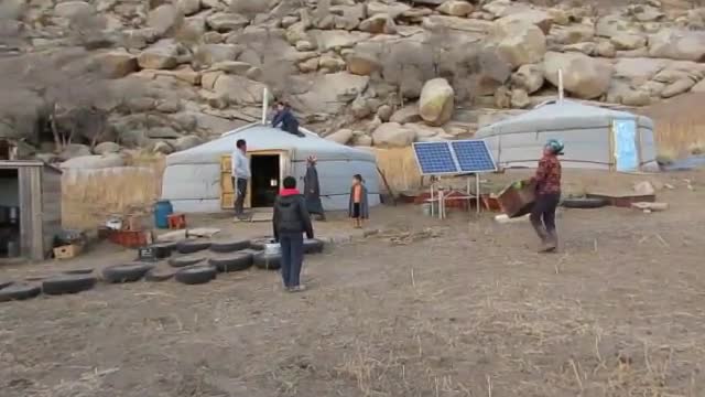 MONGOLIA ACAMPAMENTO