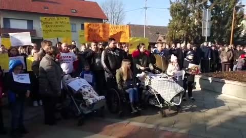 Prosvjed za Janu, 8-godišnju djevojčicu kojoj je onemogućeno liječenje Spinrazom