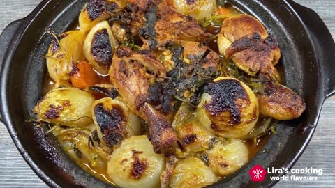 Portuguese chicken baked in a pot (Frango na Púcara) with piri piri sauce