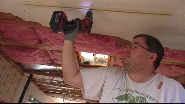 Goose Neck Trailer Ceiling down