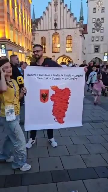Ο χάρτης της «Μεγάλης Αλβανίας» με τα Γιάννενα και την Κέρκυρα στους δρόμους της Γερμανίας!