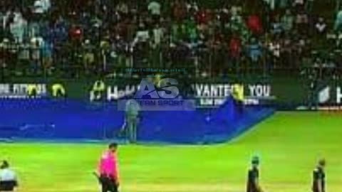 मैच हुआ रद्द 😡😡 asia cup india vs Pakistan match suspended #cricketshorts #asiacup2023 #shorts