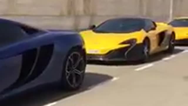 Festa em Dubaรญ, Sรณ Carros de Luxo.๐๐๐๐