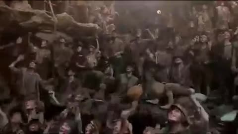 ΕΤΣΙ ΘΑ ΥΠΟΔΕΧΟΝΤΑΙ ΚΑΙ ΤΟΝ ΑΝΤΙΧΡΙΣΤΟ ΤΑ ΣΚΛΑΒΑΚΙΑ-ΠΑΙΔΑΚΙΑ ΤΗΣ ΝΕΑ ΕΠΟΧΗΣ!!!