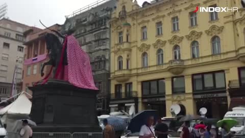 Ban Josip Jelačić u hrvatskim bojama