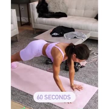 Simple Plank Exercise You Can Do at Home