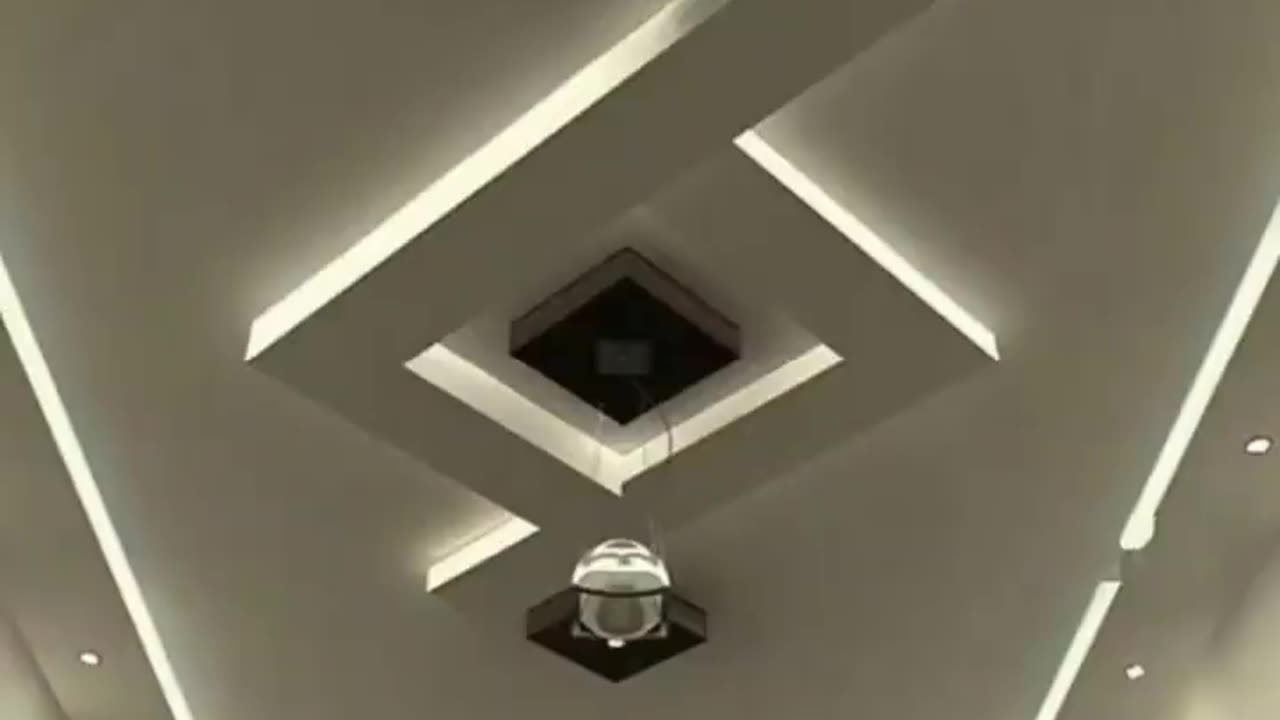 Lifehack ceiling decor