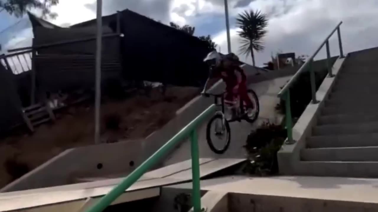 Highly impossible action 😱😱