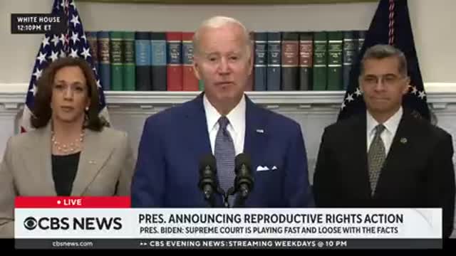 Joe Biden accidentally reads the part on the teleprompter that says "repeat the line"