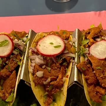 Tacos Al pastor mexican food