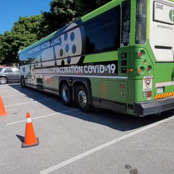MOBILE 'CLOT SHOT' CLINIC IN BARRIE ONT. CANADA - LOOK AT THAT LONG LINE UP! - THEY GETTING REAL DESPERATE!