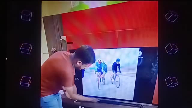 TvBikeWreck2