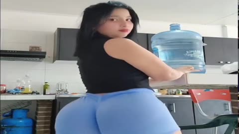 Joselis Johana Bolivar - Big bank tiktok challenge ClipchampGirls #twerkmusic #gym #fit #workout