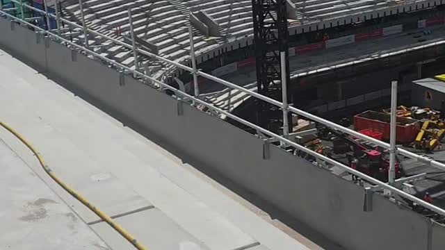 SFS construction mid way grandstand